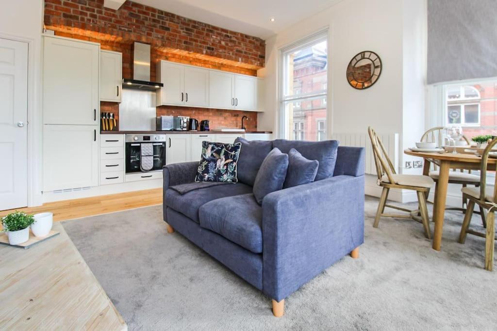 Spacious City Centre Lace Market Apartment 노팅엄 외부 사진